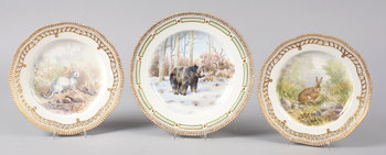 227200. TALLRIKAR, 3 st. Porslin, Fauna Danica, Royal Copenhagen.