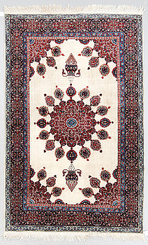 227653. MATTA, sannolikt semiantik Täbriz. Ca 210 x 140.