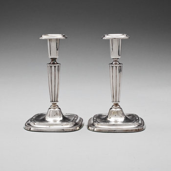 228005. LJUSSTAKAR, ett par, silver, C G Hallberg, Stockholm, 1956, vikt ca 450g.