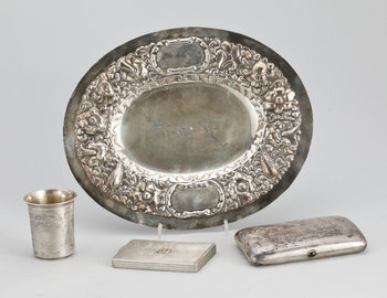 233355. PARTI SILVER, 4 delar, b.la. C G Hallberg, Stockholm. Totalvikt 765.