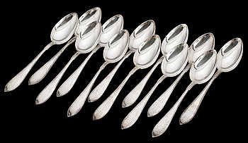 233362. BORDSSKEDAR, 12 st. Silver. Tot. vikt 575 g. Modell Svensk Spets. 1929.