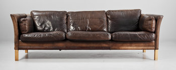 234956. SOFFA, 1900-talets mitt.