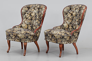 237153. EMMAFÅTÖLJER, ett par, nyrokokostil, 1900-tal.