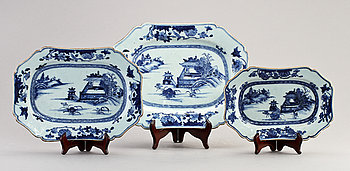239495. FAT, 3 st, porslin, Kina, 1700-tal.