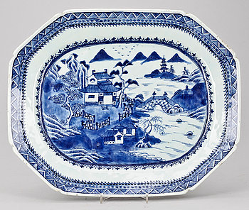 246848. STEKFAT, porslin, Jiaqing, Kina omkring 1800.