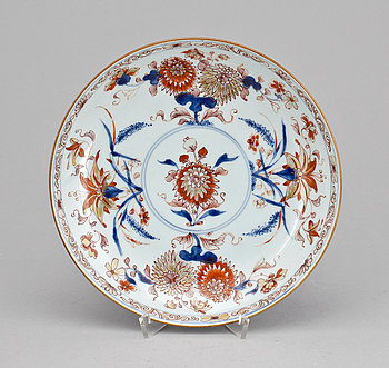 249430. SKÅLFAT, porslin, Kina, Qianlong, 1700-talets andra hälft.