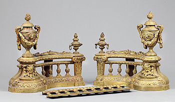 249742. ELDHUNDAR, 3 delar, Louis XVI-stil, 1900-talets början.