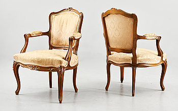 251244. KARMSTOLAR, ett par, rokokostil, 1900-tal.