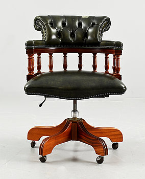 251353. SKRIVBORDSSTOL, engelsk stil, 1900-talets andra hälft.