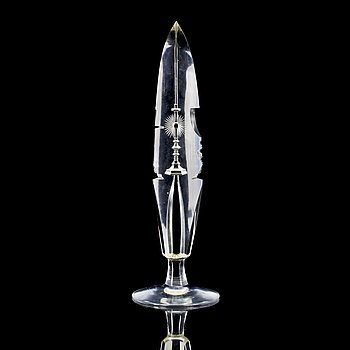 252336. OBELISK, glas, troligen tidigt 1900-tal.