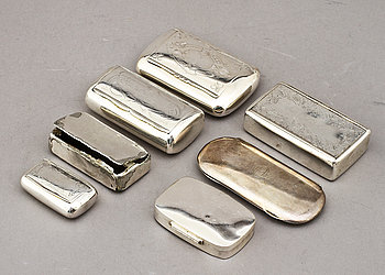 255318. DOSOR, sju st, silver, 18001900-tal. Vikt 630 g.