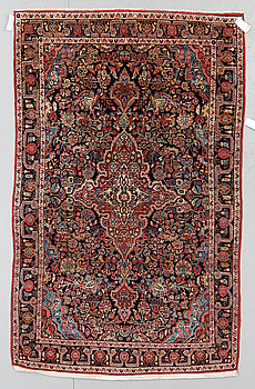 256541. MATTA, semiantik persisk. 130 x 124.