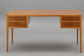 256945. SKRIVBORD, 1900-talets andra hälft.