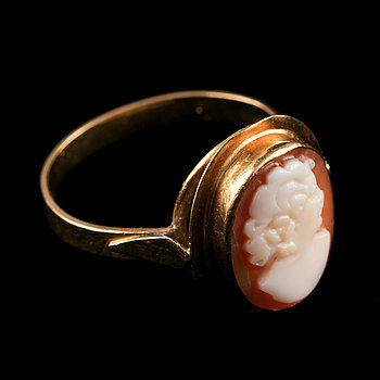 257486. RING, samt ÖRHÄNGEN ett par. 14 k guld. Vikt  tot 4,2 g.