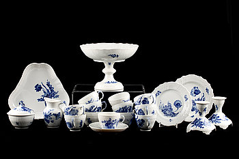 262957. KAFFESERVIS, 39 delar, porslin, Blå blomst, Royal Copenhagen.