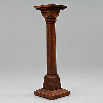 263582. PIEDESTAL, 18001900-tal.