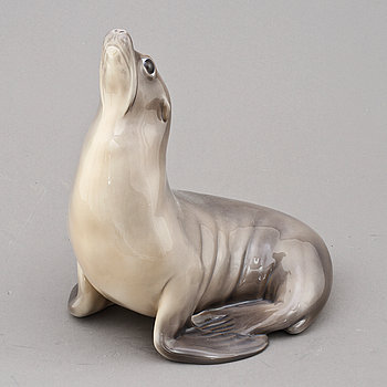 264520. Klar. FIGURIN, porslin, Royal Copenhagen, 1900-talets andra hälft.