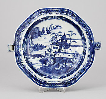 265379. VÄRMEFAT, porslin, Jiaqing, Kina tidigt 1800-tal.