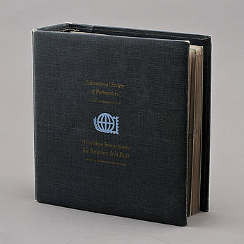 271646. MINNESMYNT, 36 st, sterlingsilver, 1900-talets andra hälft. Vikt ca 700 g.