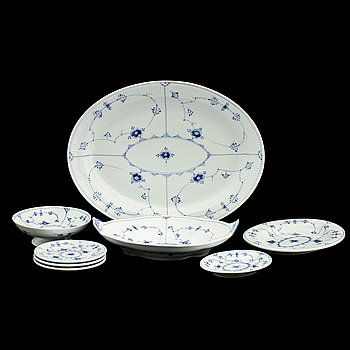 280321. SERVISDELAR, 8 st, porslin, Musselmalet Riflet, Royal Copenhagen, 1900-tal.