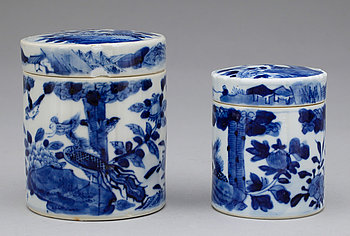 282889. DOSOR MED LOCK, porslin, Kina, sen Qing 1800-talets slut.