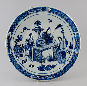 286397. FAT, porslin, Japan, 1800-1900-tal.
