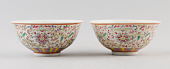 286981. SKÅLAR, 1 par, porslin, Kina, 1900-tal.