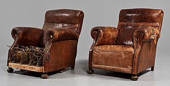 287236. CLUBFÅTÖLJER, ett par, 1900-tal.