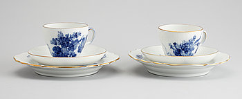 291570. KAFFESERVIS, 24 del, porslin, Blå Blomst, Royal Copenhagen.