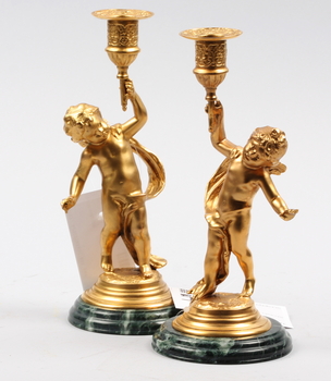 31753. LJUSSTAKAR, ett par.