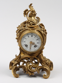 32295. BORDSUR, nyrokoko, 1800-talets andra hälft.