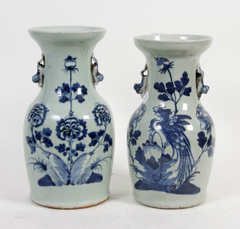 32501. URNOR, 2 st, porslin, Kina, 1800-tal.