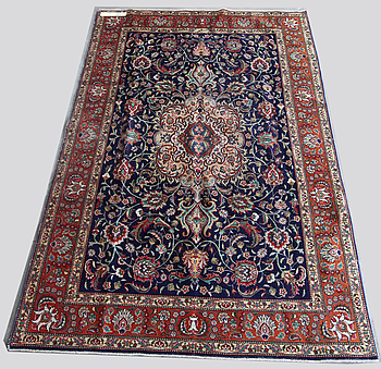 337198. MATTA, Täbriz, semiantik. ca 278 x 190.