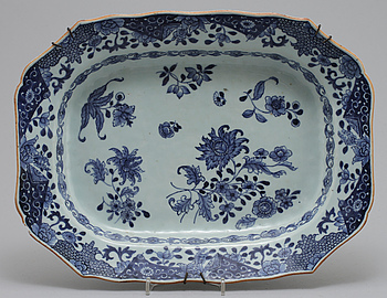 342601. TERRINFAT, porslin, Kina, 1700-tal.