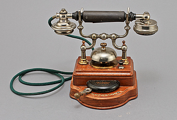343518. BORDSTELEFON, L M Ericsson, tidigt 1900-tal.