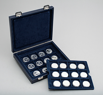 343783. MINNESMYNT, 24 st, silver, Kungariket Sverige. Tot vikt ca 624 g.