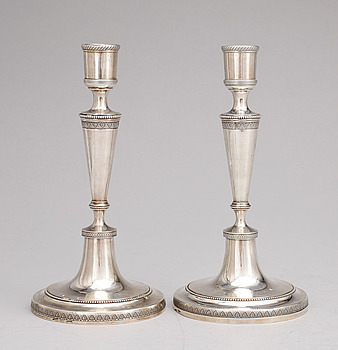 345783. LJUSSTAKAR, ett par, silver, empire, 1800-tal. Tot vikt ca 864g.