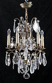 351671. LJUSKRONA, rokokostil, 1900-talets första hälft. H 56.