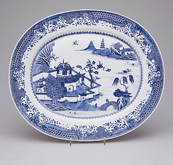 352857. STEKFAT, porslin, Kina, 1800-tal.