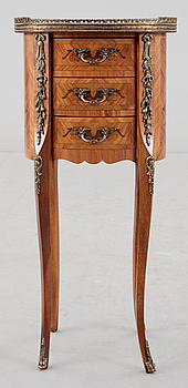 356723. LAMPBORD, Louis XV-stil, 1900-tal.