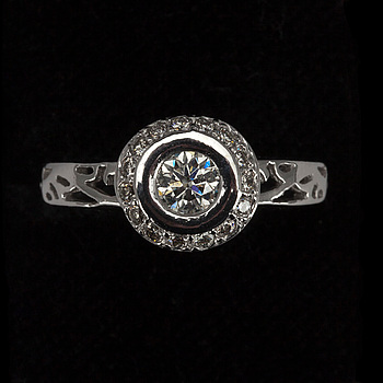 358431. RING, vitguld 14K, briljantslipade diamanter, tot. 0,51 ct. Vikt 4,2 g.