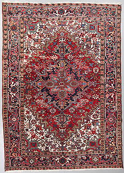 360125. MATTA, old, Heriz, ca 285x204.