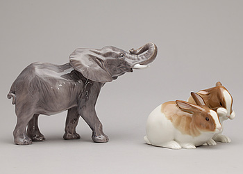 363164. FIGURINER, 2 st, porslin, Royal Copenhagen respektive Rörstrand.