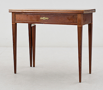 364994. SPELBORD, sengustavianskt, omkring 1800-talets mitt.