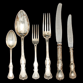 366693. BESTICKSERVISDELAR, 72 st, silver, Prins Albert, CG Hallberg och GAB, omkring 1900-talets mitt. Vikt 3 345 g.