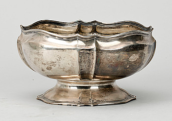 370078. SKÅL, silver, K. Anderson, Göteborg, 1914. Vikt ca 545g.