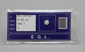 370921. BRILJANTSLIPAD DIAMANT, oinfattad, 0.33 ct, certifikat daterat 2001.