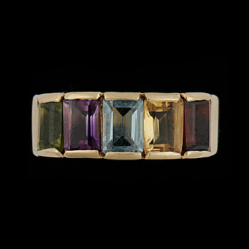 371065. RING, 14k guld med olikfärgade trappslipade ädelstenar. Vikt 3,3g.
