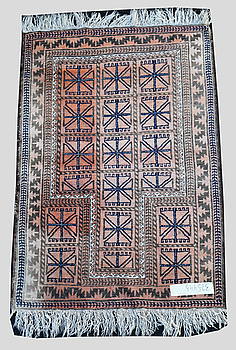 375443. MATTA, orient, anatolisk. 139 x 99 cm.