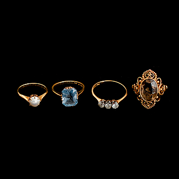 375815. RINGAR, 4 st, 18 k guld. Total vikt ca 11 g.